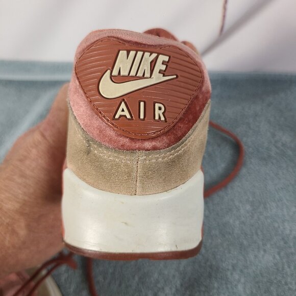 Size 8.5 - Nike Air Max 90 LX Dusty Peach - Picture 10 of 16